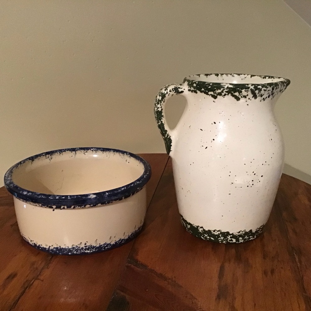 Hand-Painted Pitcher and Bowl Set - Picture 3 of 4